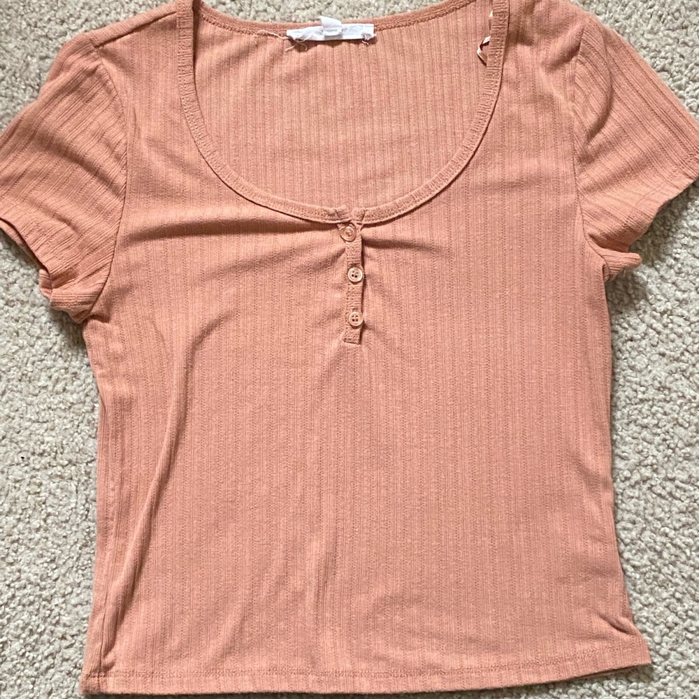 3-button-up Baby Tee